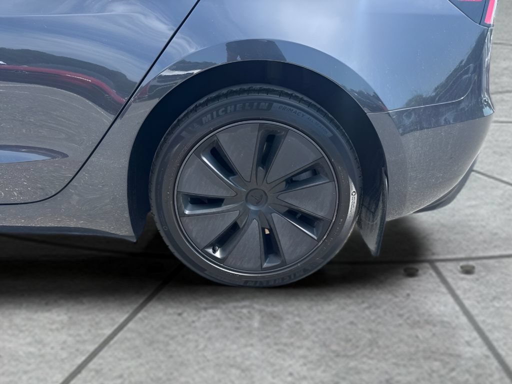 Used 2025 Tesla Model 3 Long Range RWD image 28