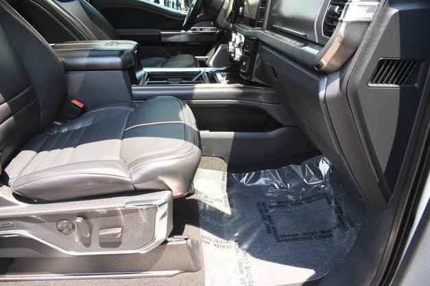 Used 2024 Ford F250 Platinum w/ FX4 Off-Road Package AWD/4WD image 26
