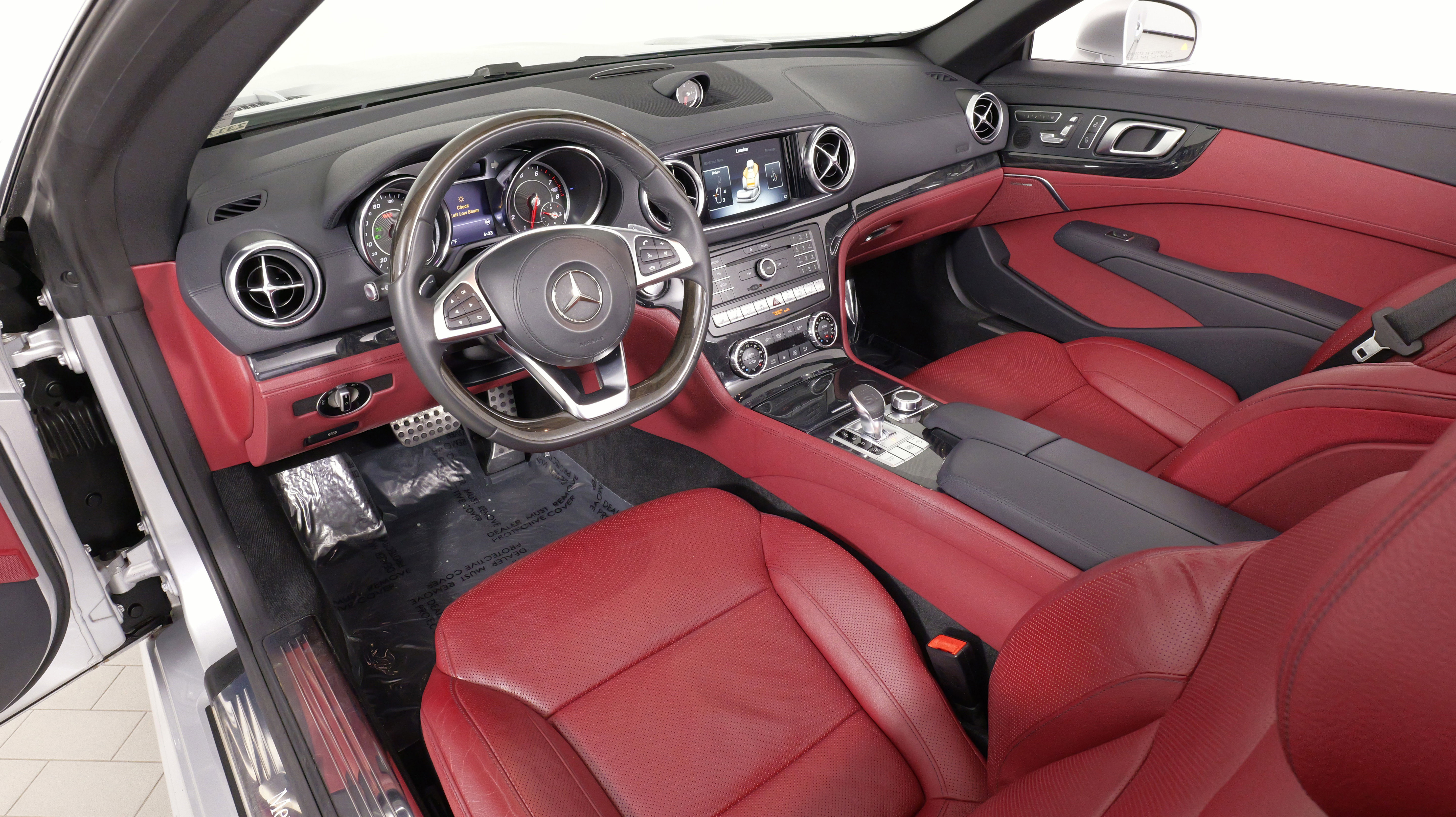 Used 2019 Mercedes-Benz SL 550 image 33