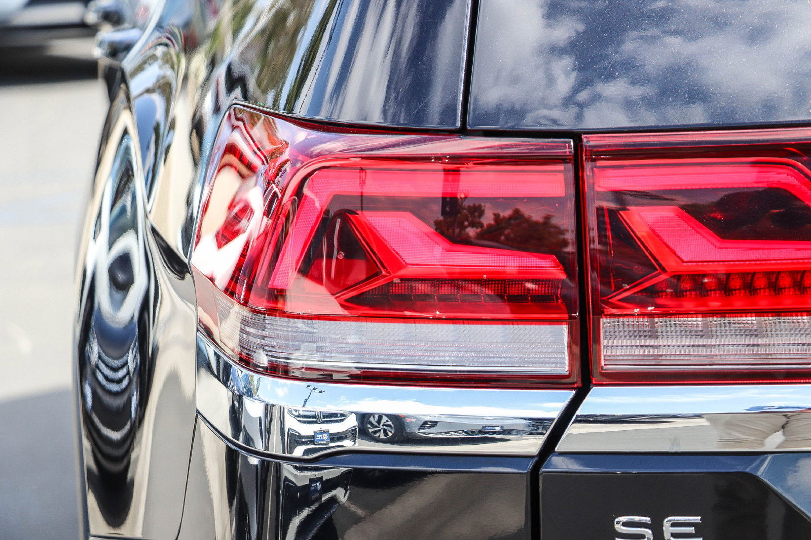 Used 2024 Volkswagen Atlas SE FWD image 9
