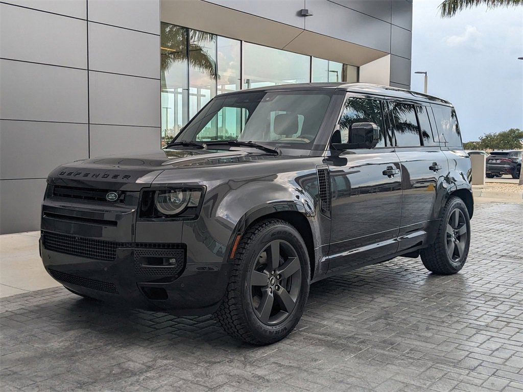 New 2025 Land Rover Defender 110 X-Dynamic SE