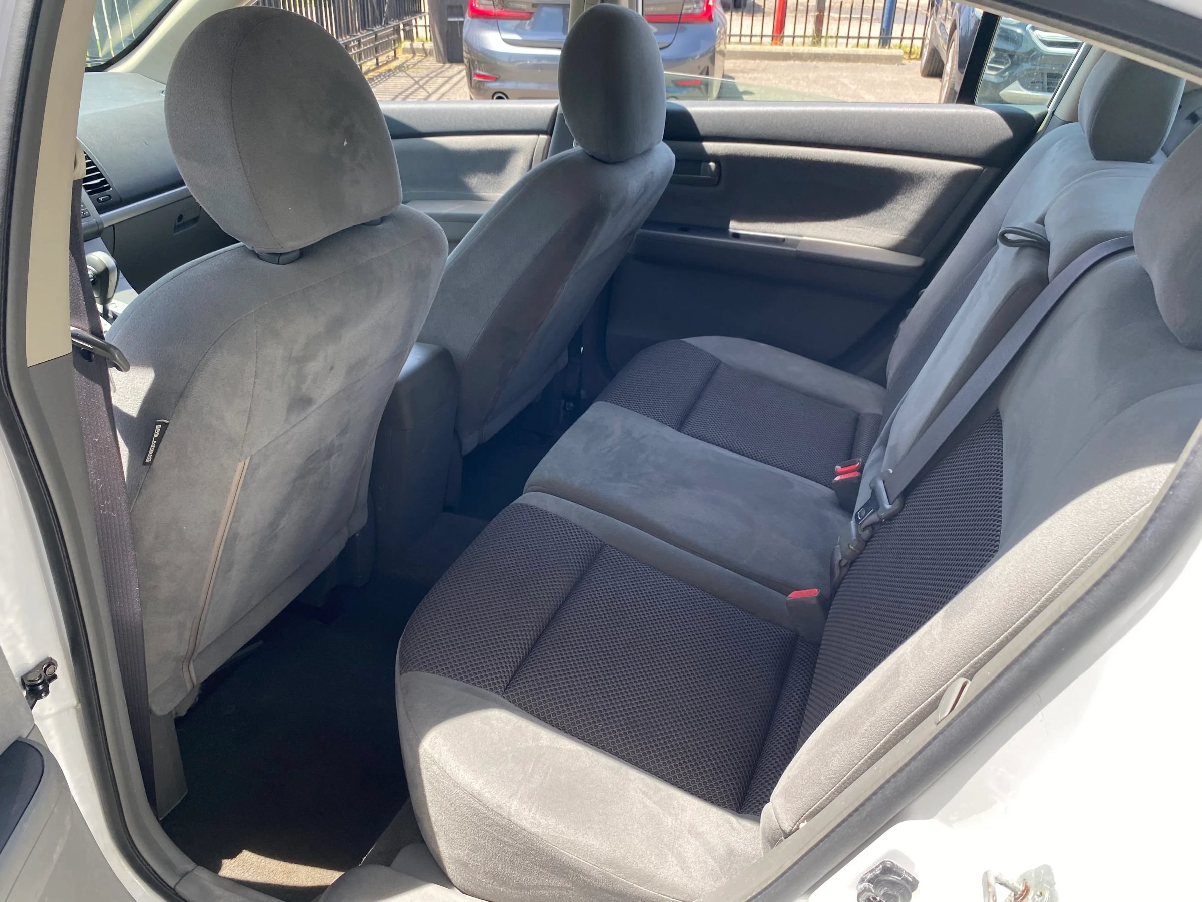 Used 2007 Nissan Sentra 2.0 FWD image 9