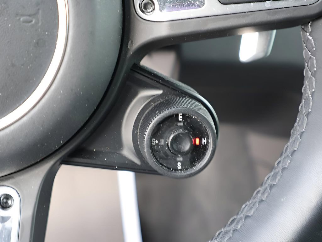 Certified 2023 Porsche Cayenne Turbo S AWD/4WD image 31