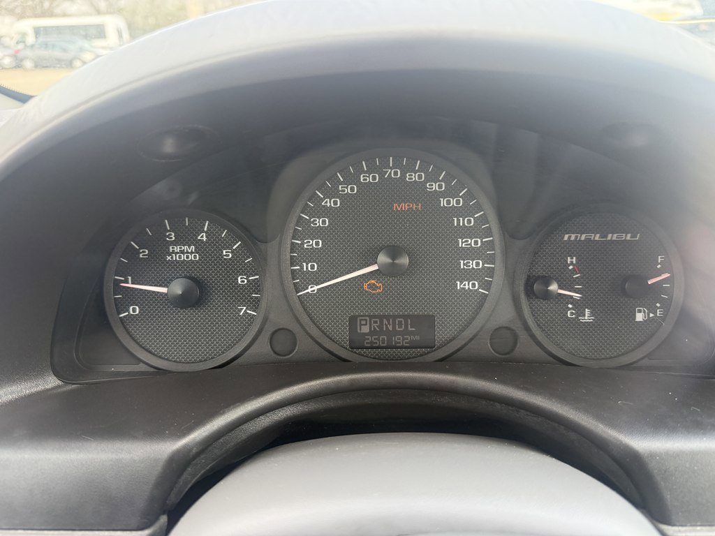 Used 2005 Chevrolet Malibu LS image 17