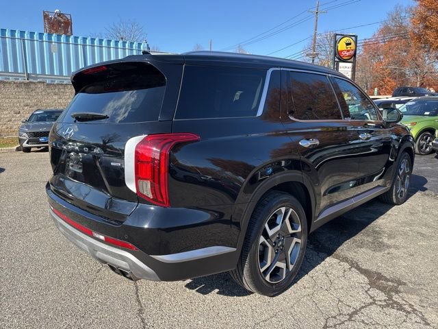 Used 2023 Hyundai Palisade SEL w/ Premium Package image 16