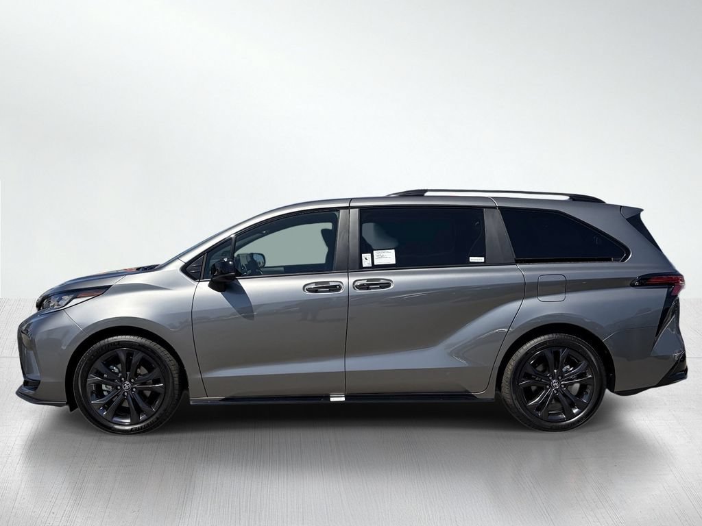 Certified 2026 Toyota Sienna XSE FWD image 2