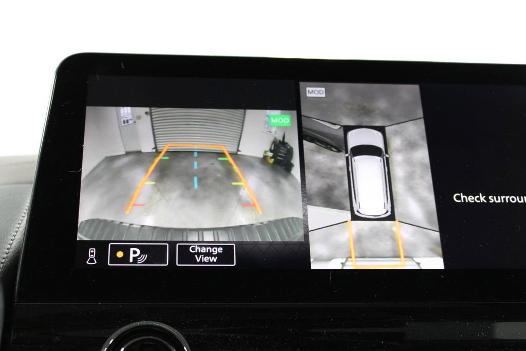 Used 2023 Nissan Armada Platinum w/ Captain's Chairs Package image 36