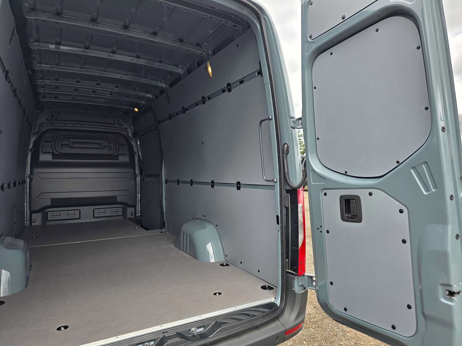 Used 2026 Mercedes-Benz Sprinter 2500 image 18