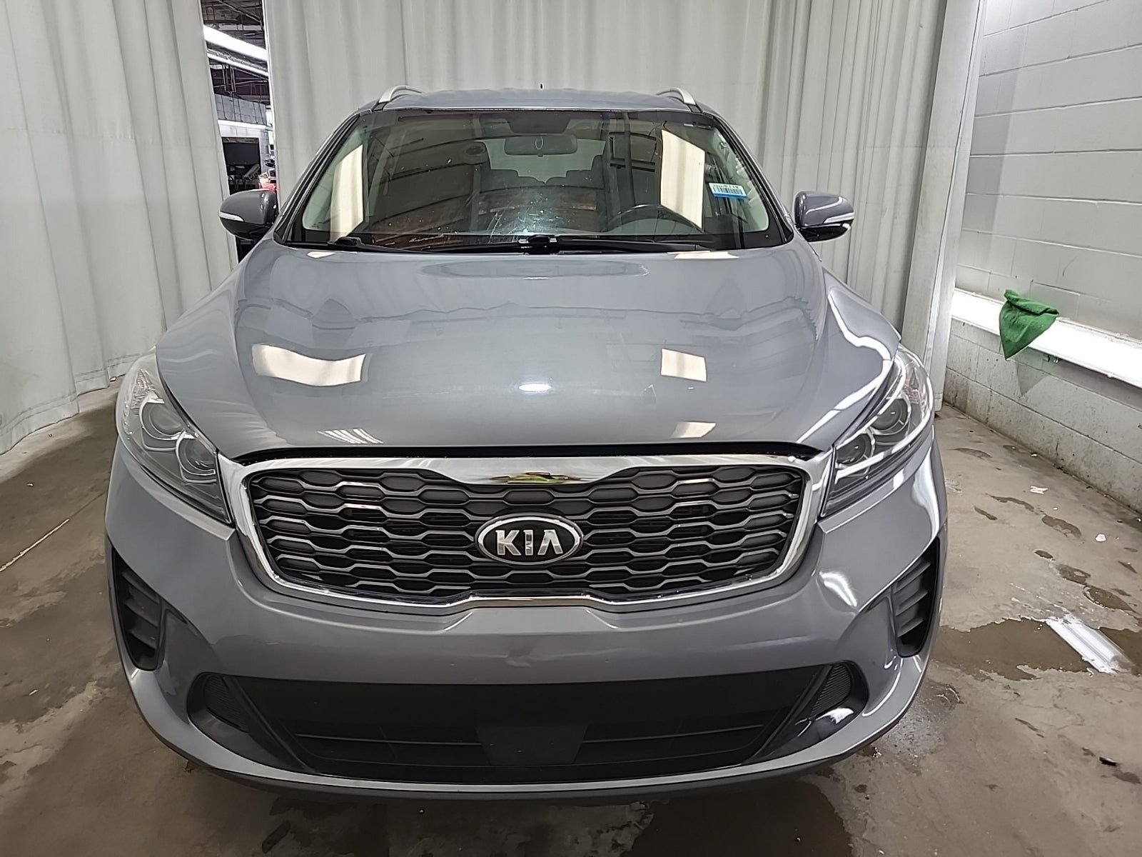 Used 2020 Kia Sorento LX w/ LX I4 Convenience Package FWD image 3