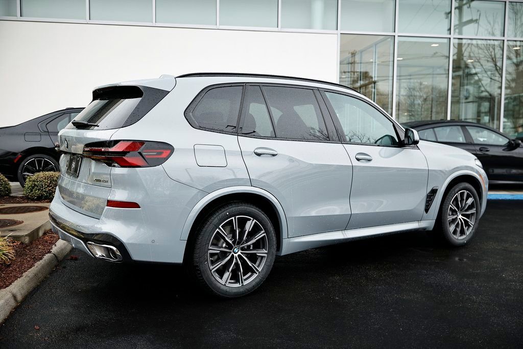 New 2026 BMW X5 xDrive40i AWD/4WD image 7