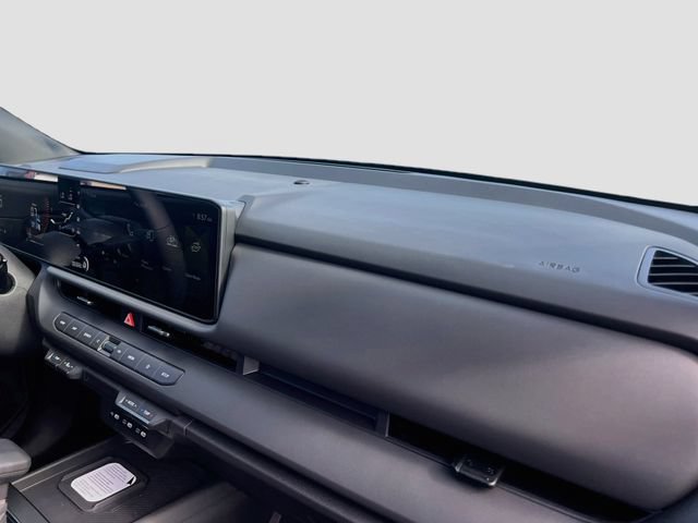 New 2027 Kia Seltos X-Line S w/ X-Line S Premium Package AWD/4WD image 30