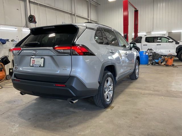 Used 2025 Toyota RAV4 XLE AWD/4WD image 6