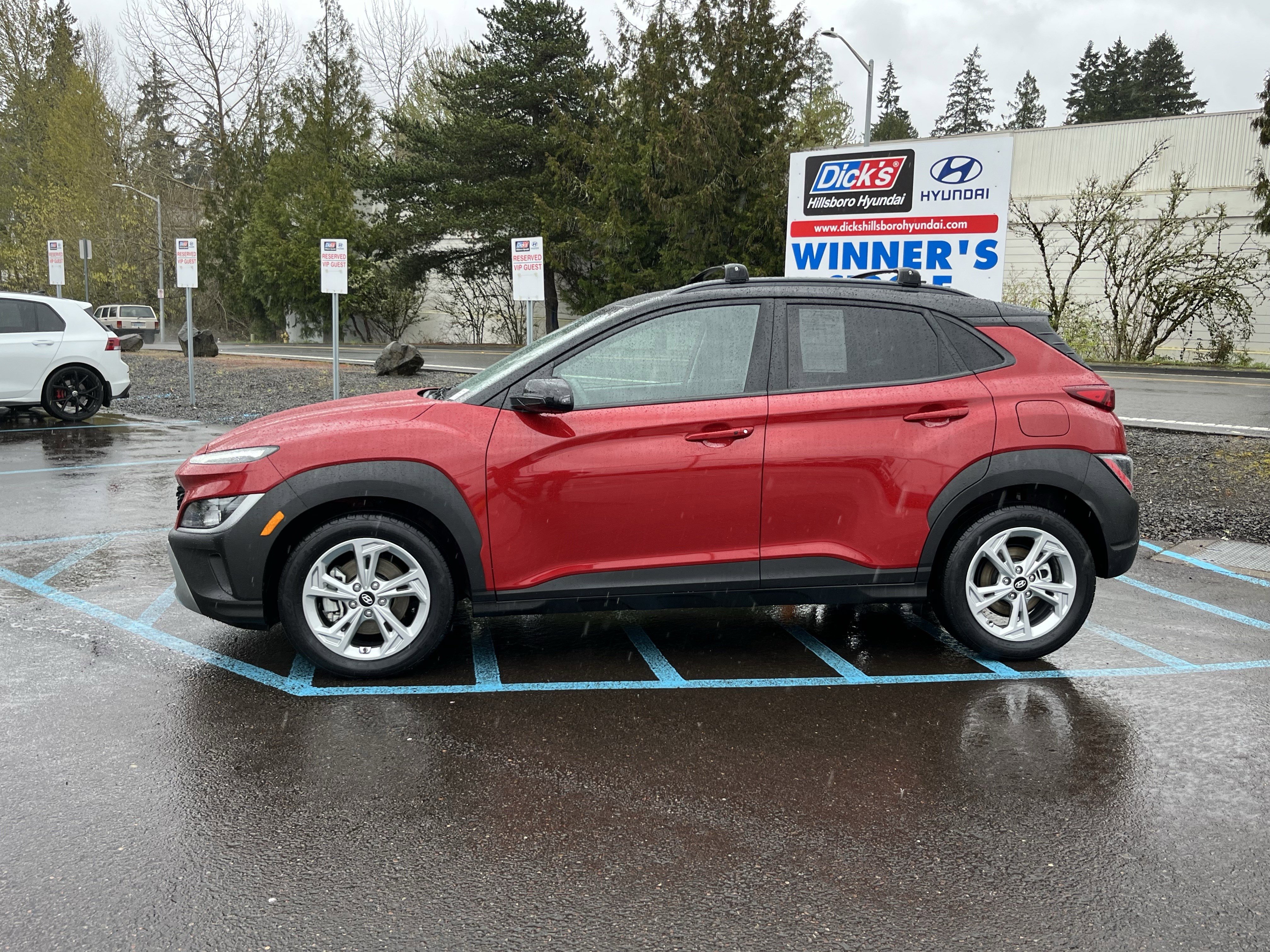 Certified 2022 Hyundai Kona SEL image 2