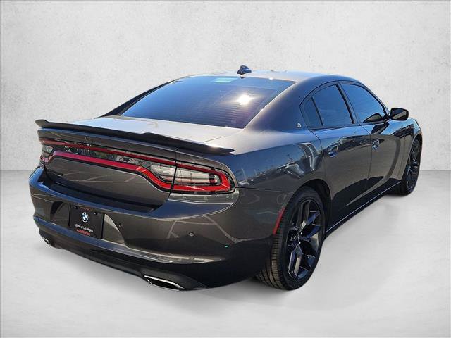 Used 2023 Dodge Charger SXT w/ Blacktop Package RWD image 5