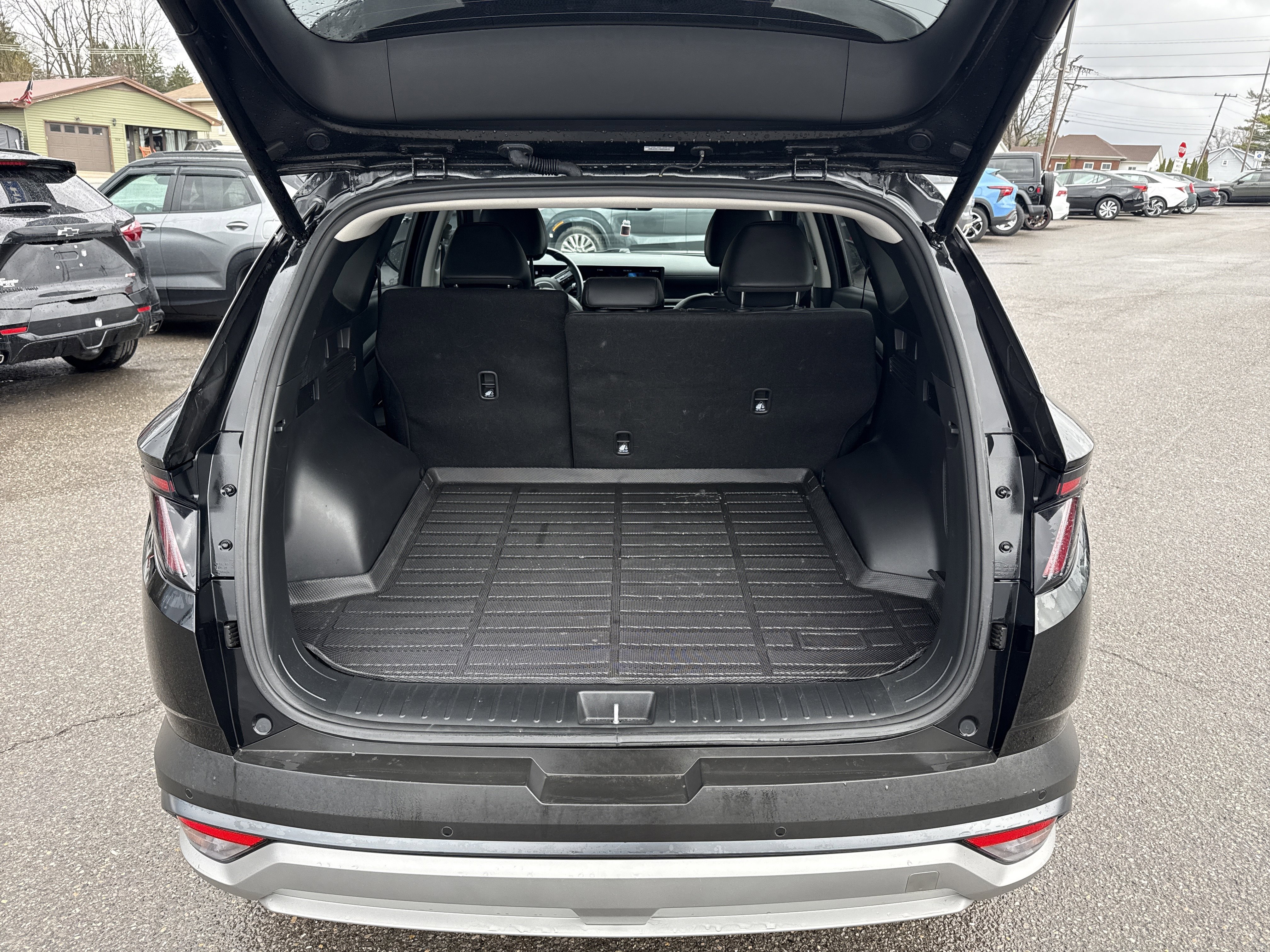 Used 2025 Hyundai Tucson Limited AWD/4WD image 5