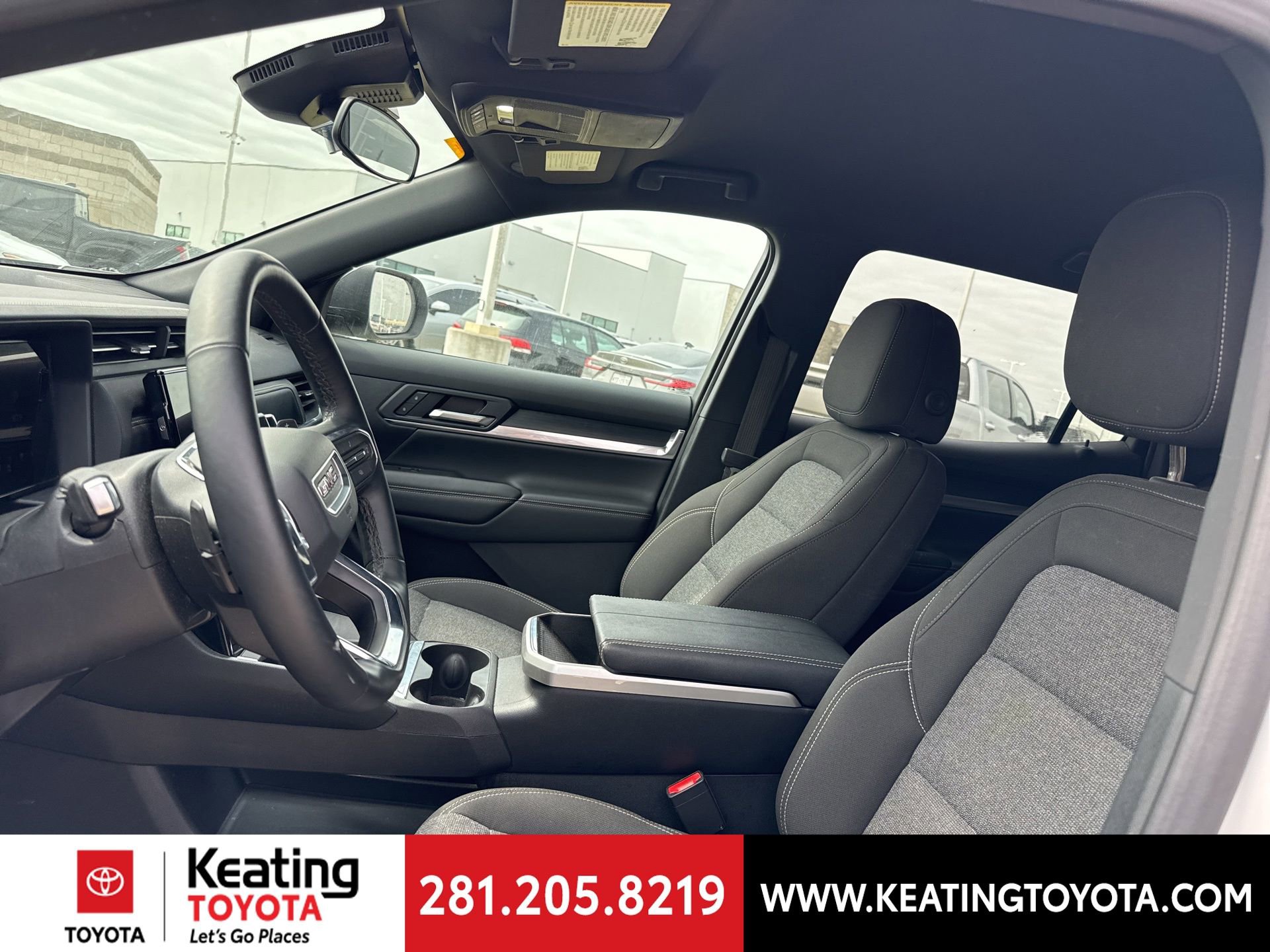 Used 2025 GMC Terrain Elevation image 17