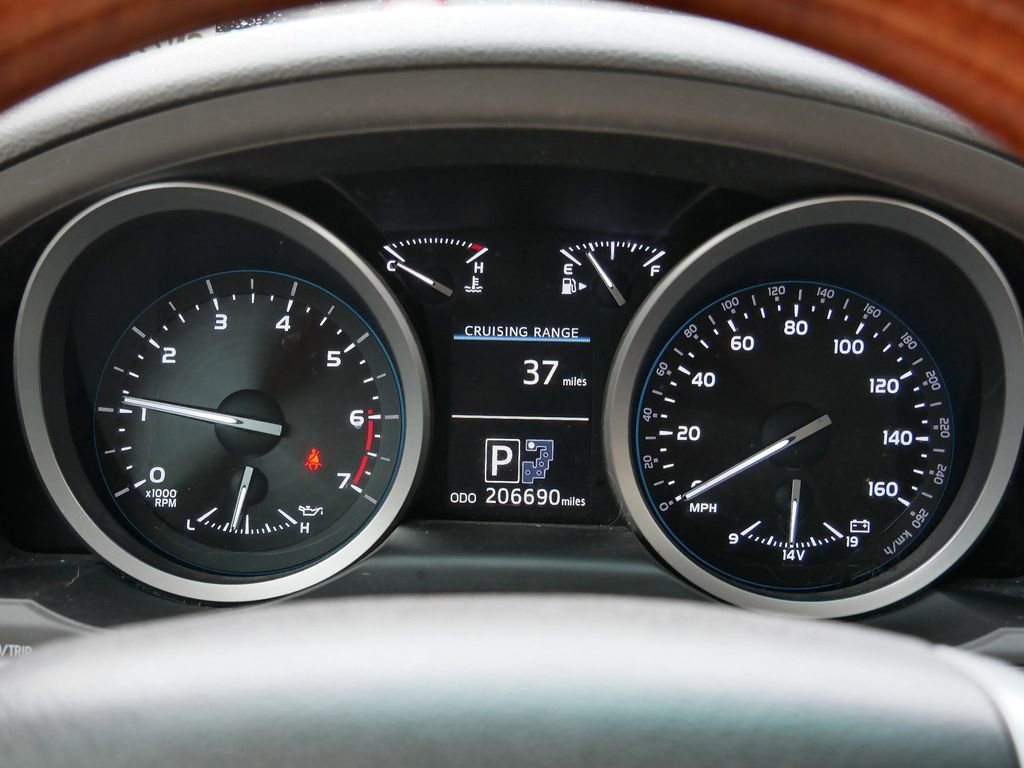 Used 2015 Toyota Land Cruiser image 57