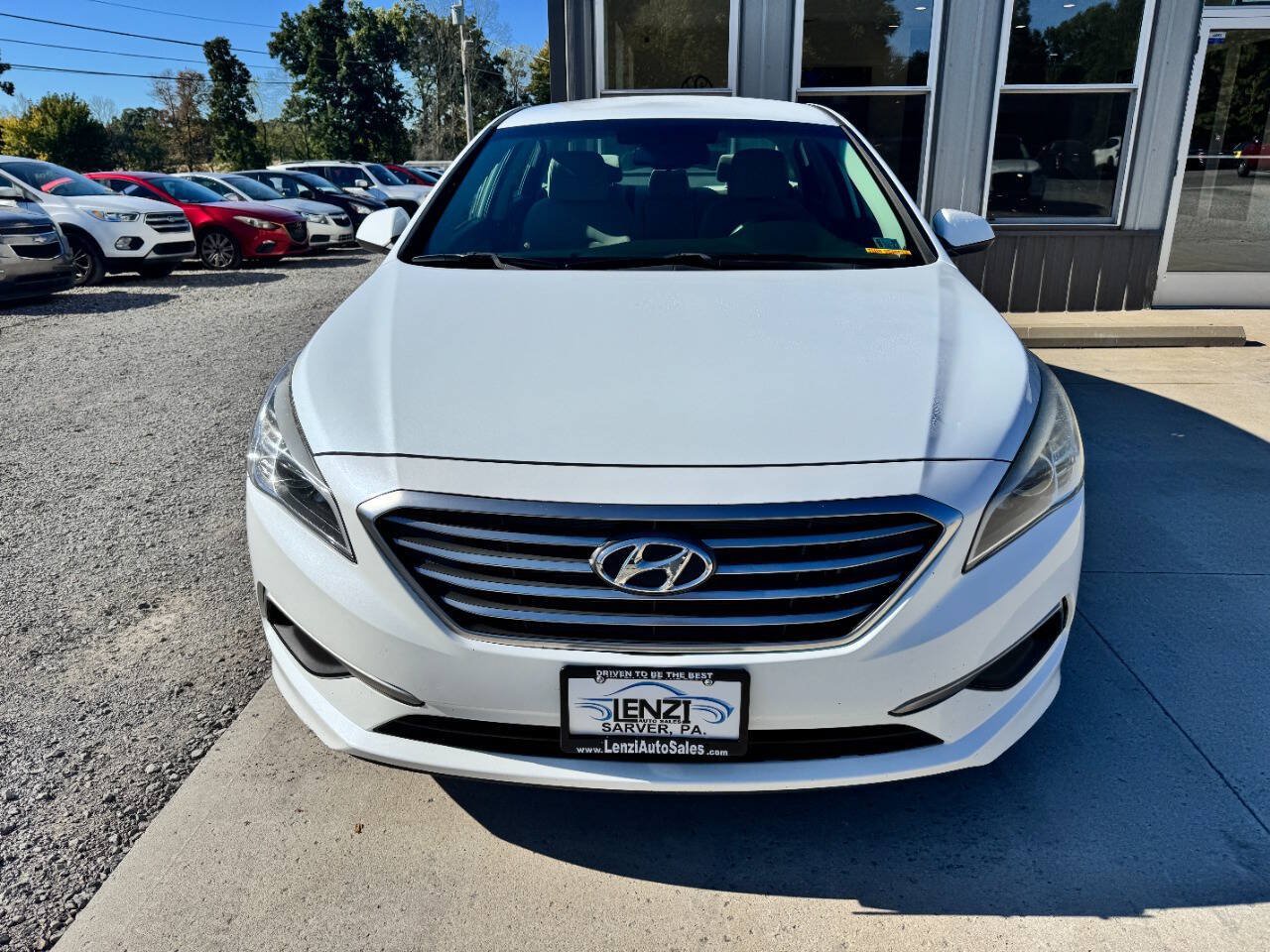 Used 2017 Hyundai Sonata SE FWD image 3