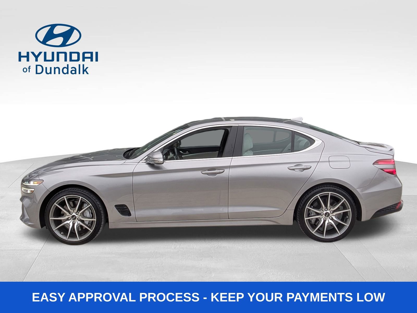 Used 2024 Genesis G70 2.5T image 12