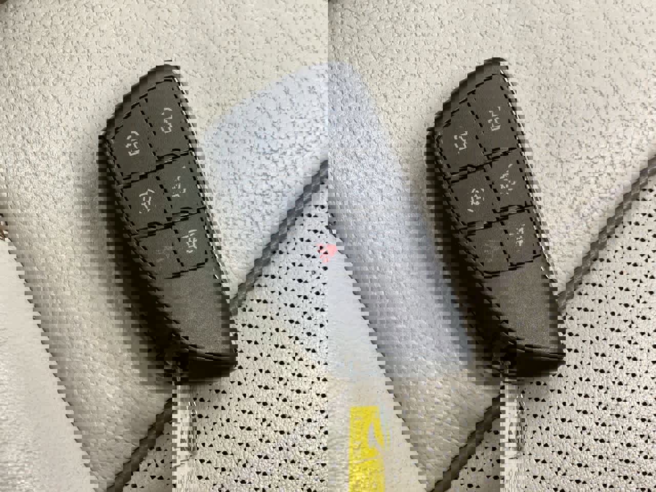 Used 2021 GMC Yukon Denali w/ Denali Premium Package image 27