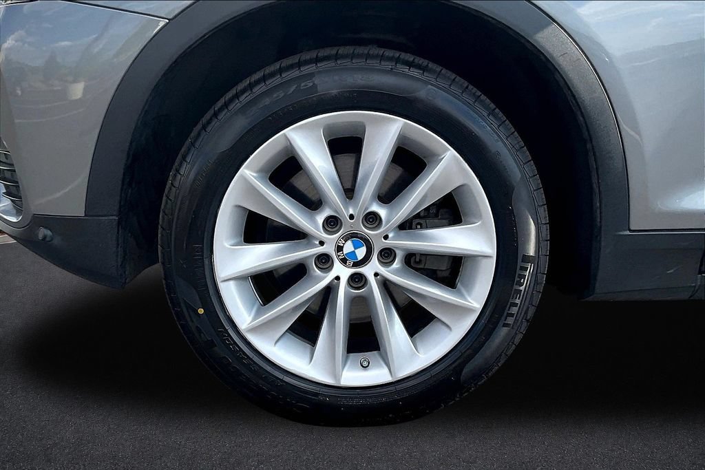 Used 2017 BMW X3 xDrive28i AWD/4WD image 33