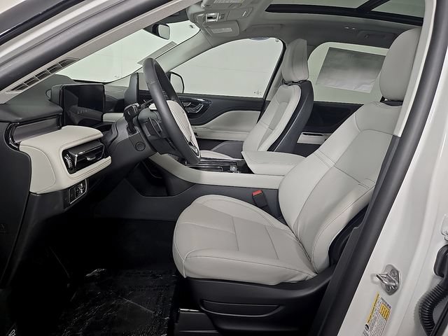 New 2026 Lincoln Aviator 2WD image 13