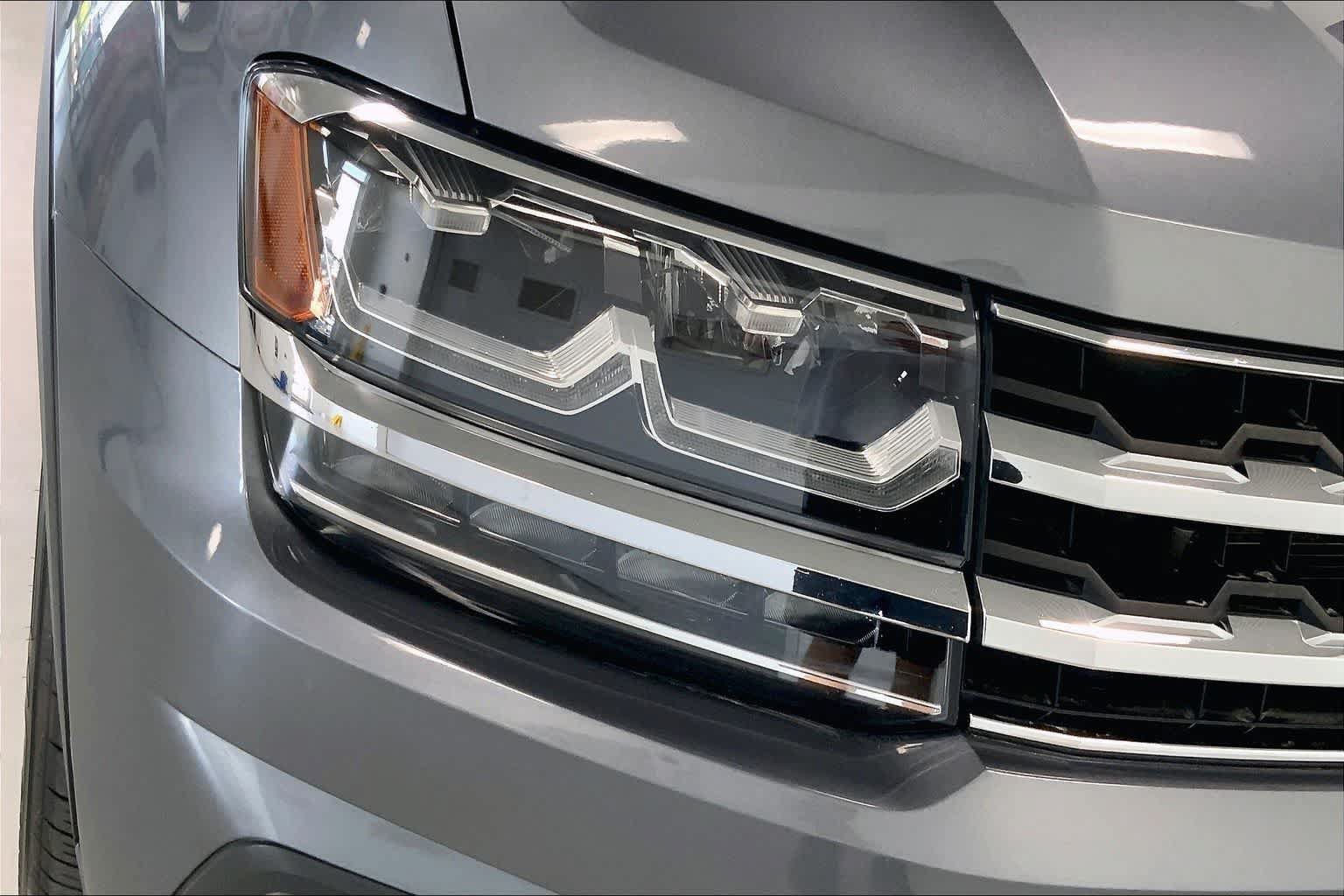 Used 2018 Volkswagen Atlas SEL Premium AWD/4WD image 28