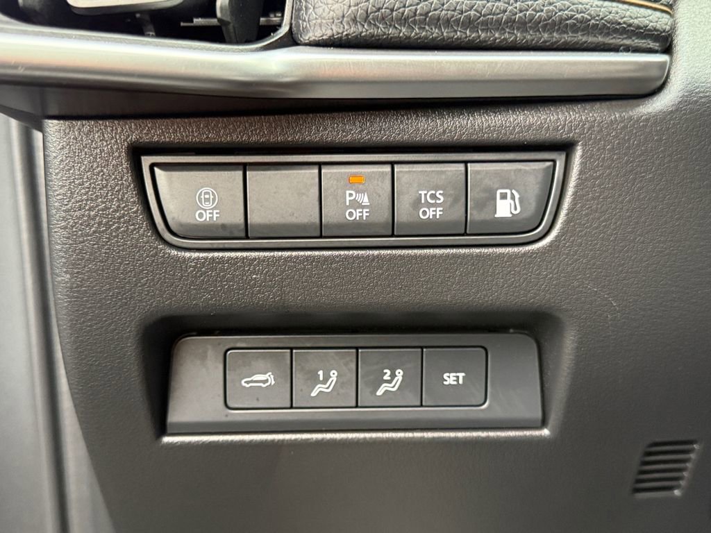 Used 2024 MAZDA CX-90 Plug-In Hybrid w/ Premium Pkg image 19