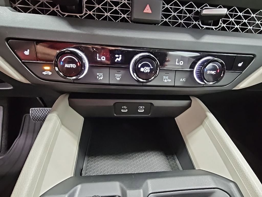 New 2025 Honda Accord SE image 16