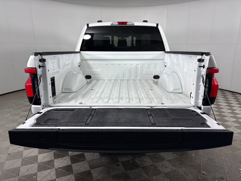 Certified 2023 Ford F150 Lightning Platinum image 26