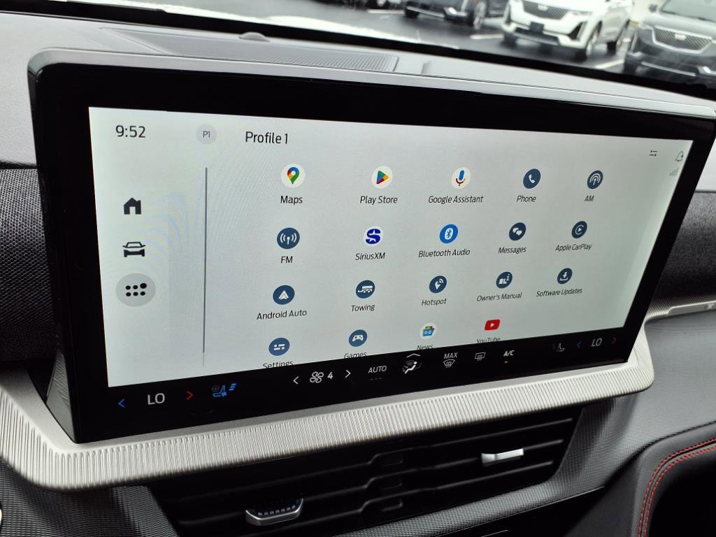 Used 2025 Ford Explorer ST image 3