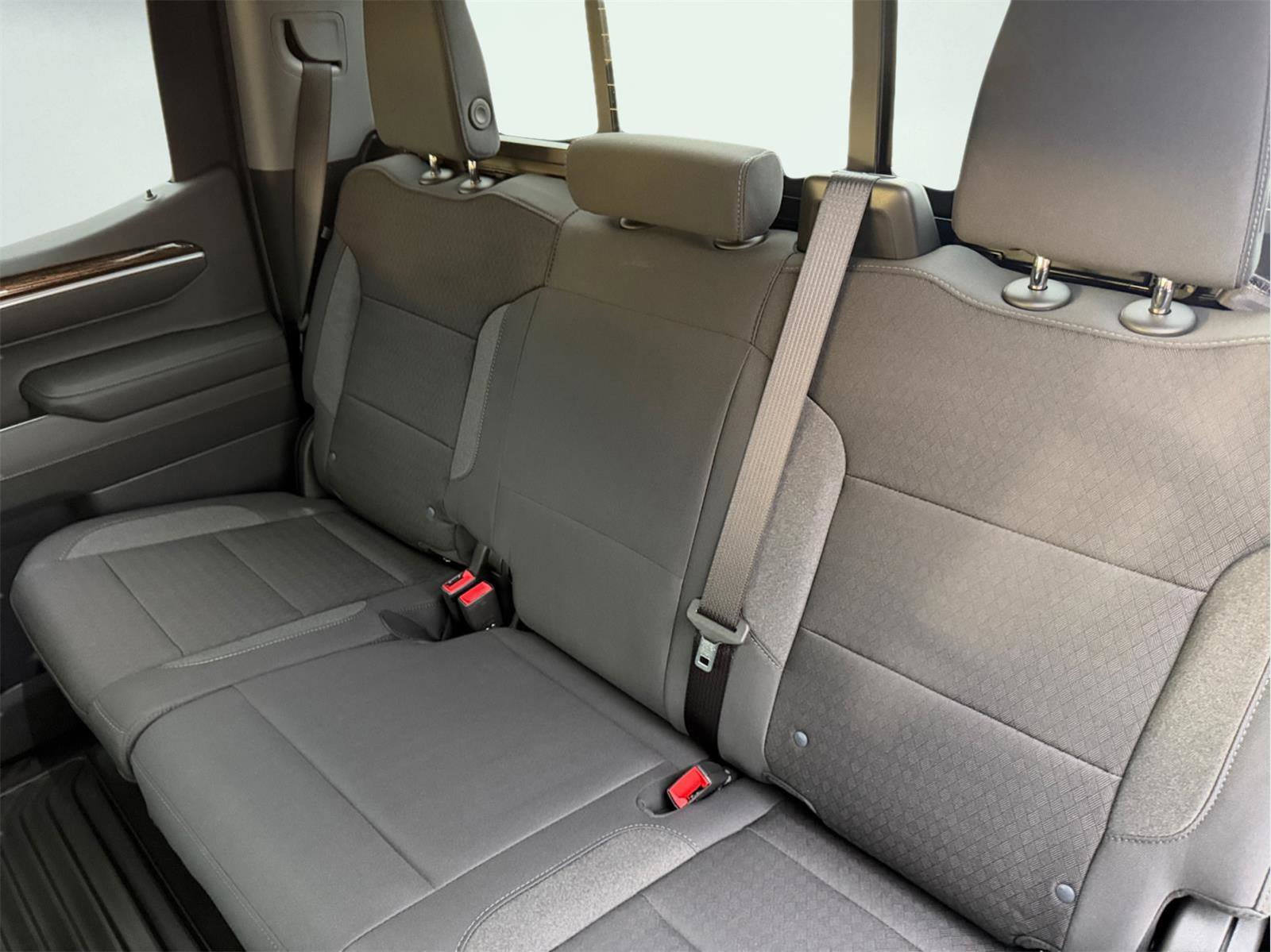 New 2026 GMC Sierra 1500 SLE w/ Preferred Package image 36