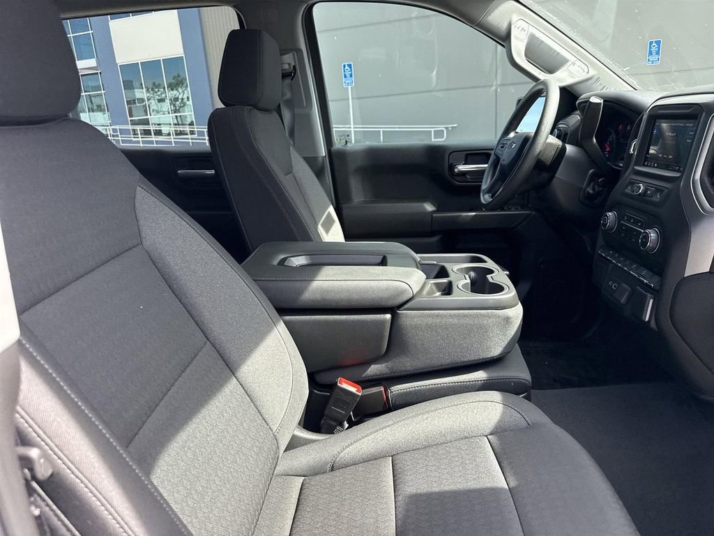 Used 2025 Chevrolet Silverado 1500 Custom Trail Boss image 25