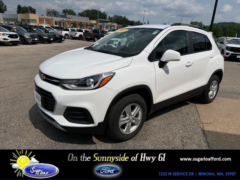 Used 2022 Chevrolet Trax LT w/ LT Convenience Package AWD/4WD image 1