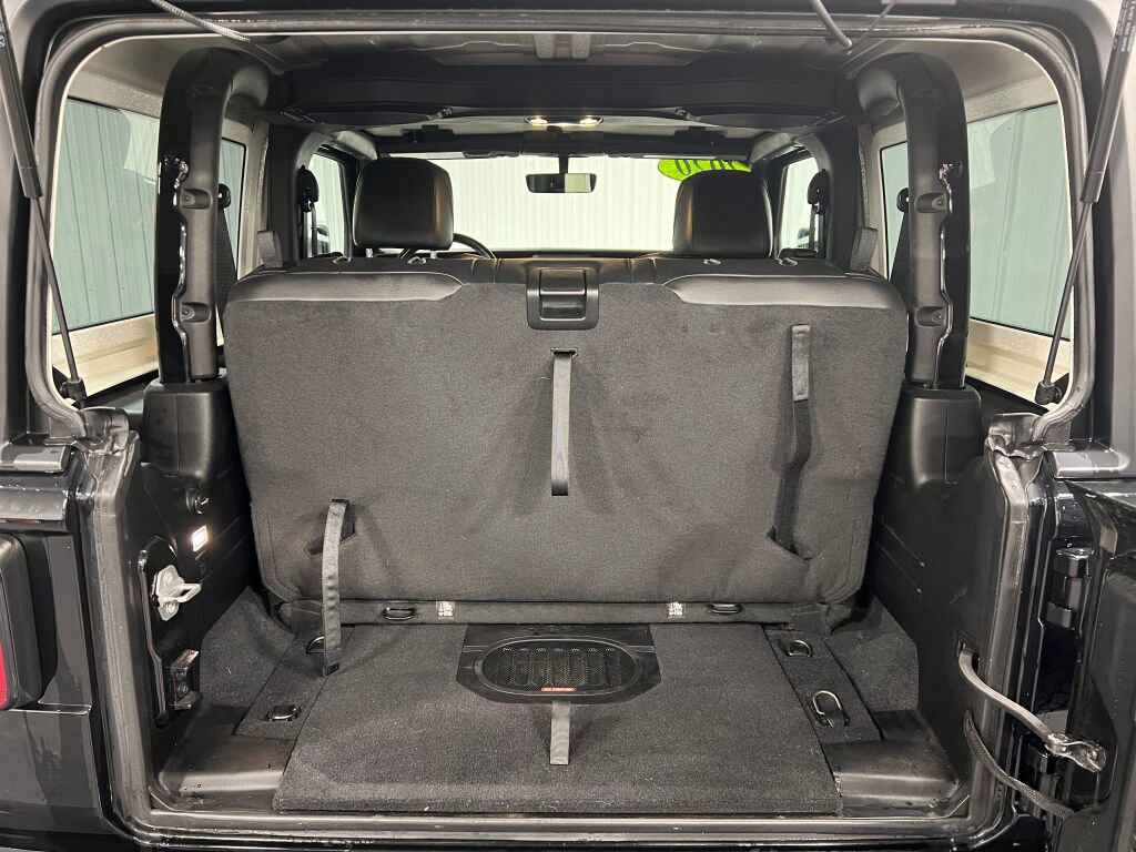 Used 2020 Jeep Wrangler Rubicon w/ Cold Weather Group image 10