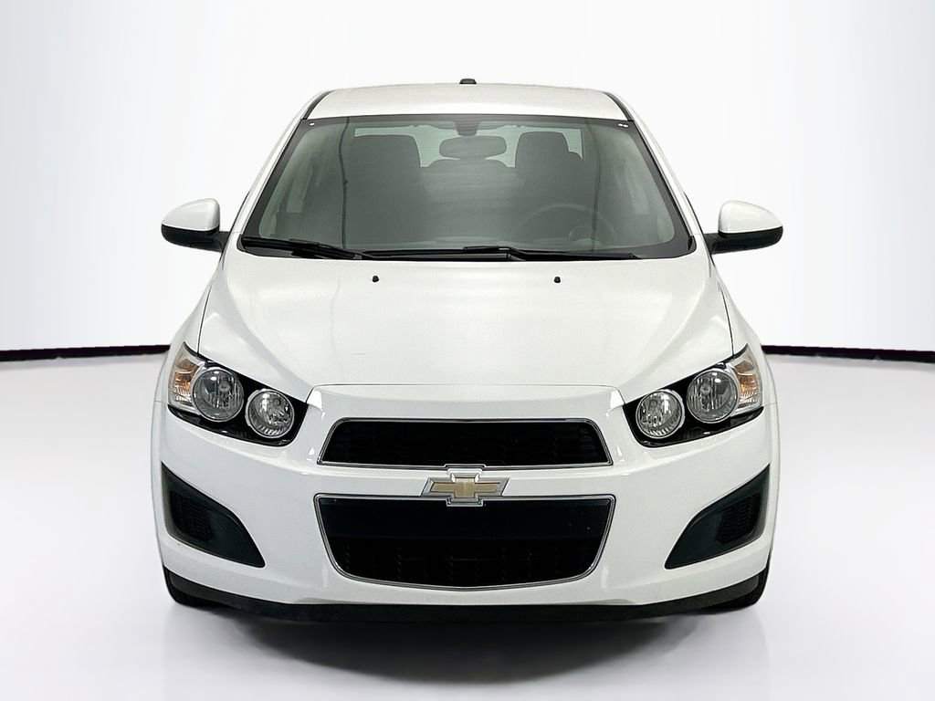 Used 2016 Chevrolet Sonic LT image 2