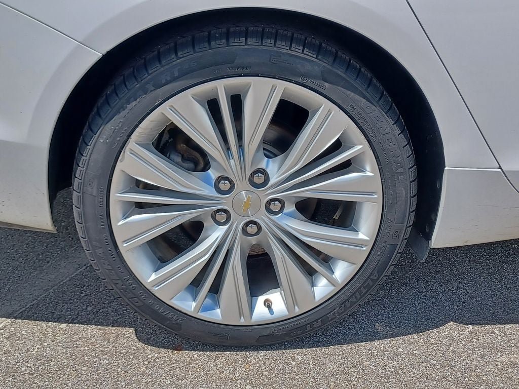 Used 2016 Chevrolet Impala LTZ w/ Enhanced Convenience Package FWD image 5