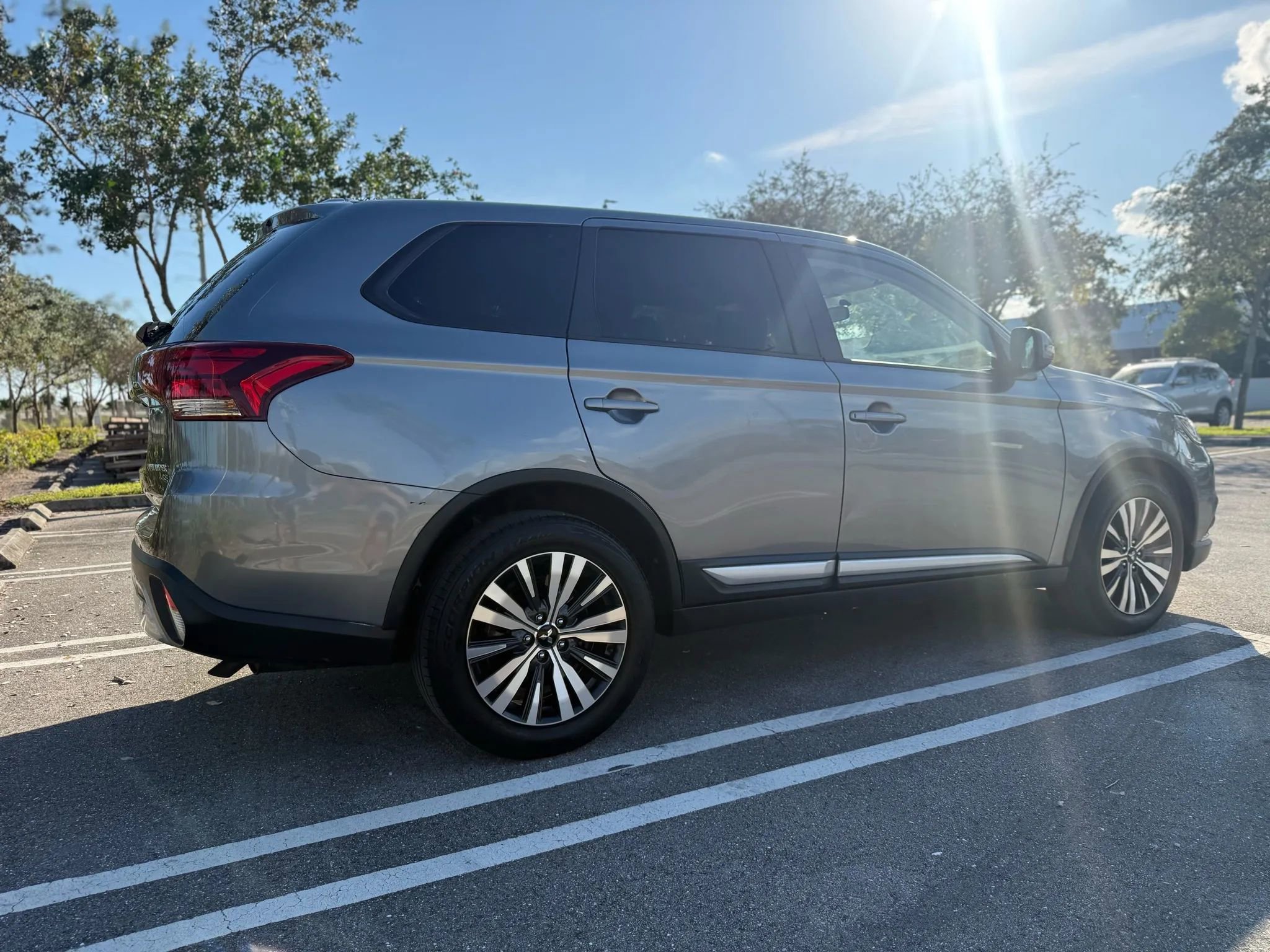Used 2019 Mitsubishi Outlander SEL FWD image 13