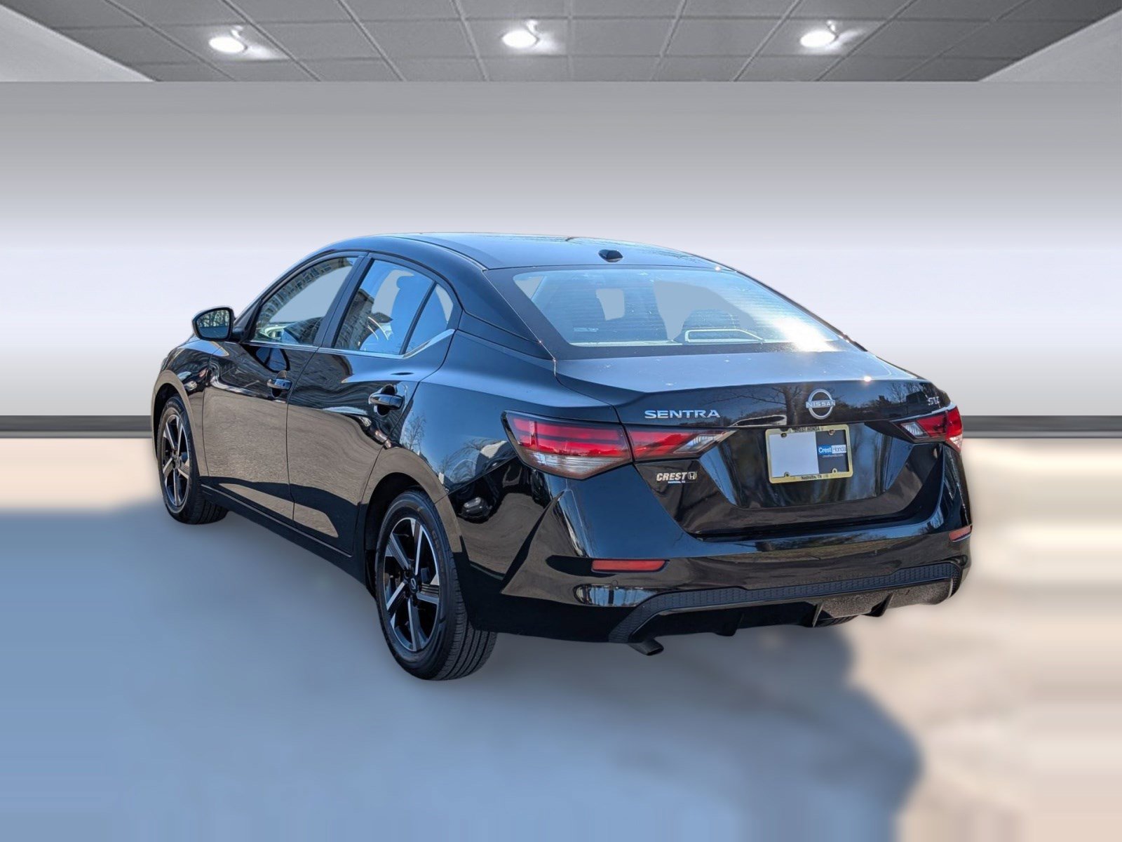 Used 2024 Nissan Sentra SV image 3