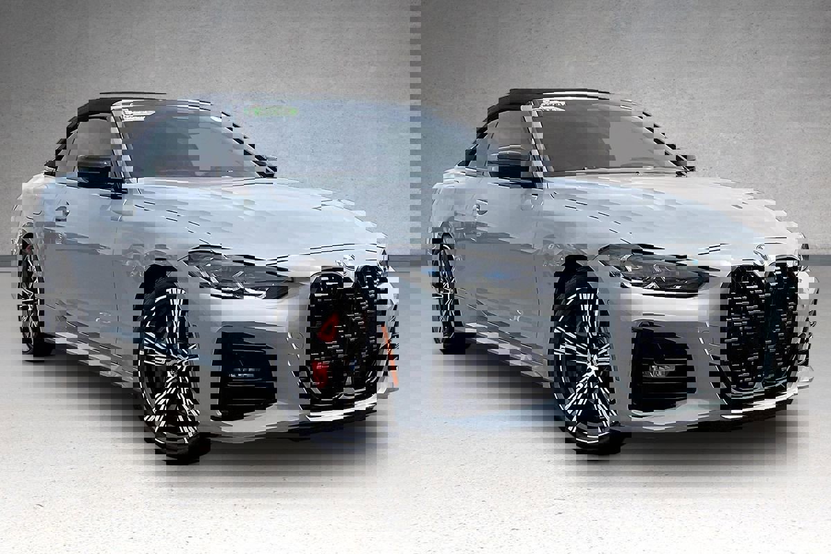 Used 2023 BMW 430i Convertible w/ M Sport Package image 4