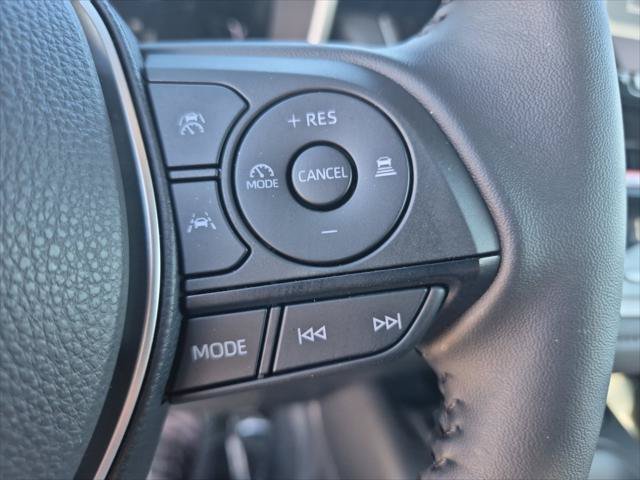 Certified 2025 Toyota Corolla XSE FWD image 28