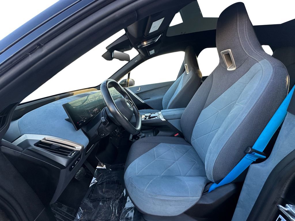 Used 2023 BMW iX xDrive50 w/ BMW I Signature Blue Package AWD/4WD image 9