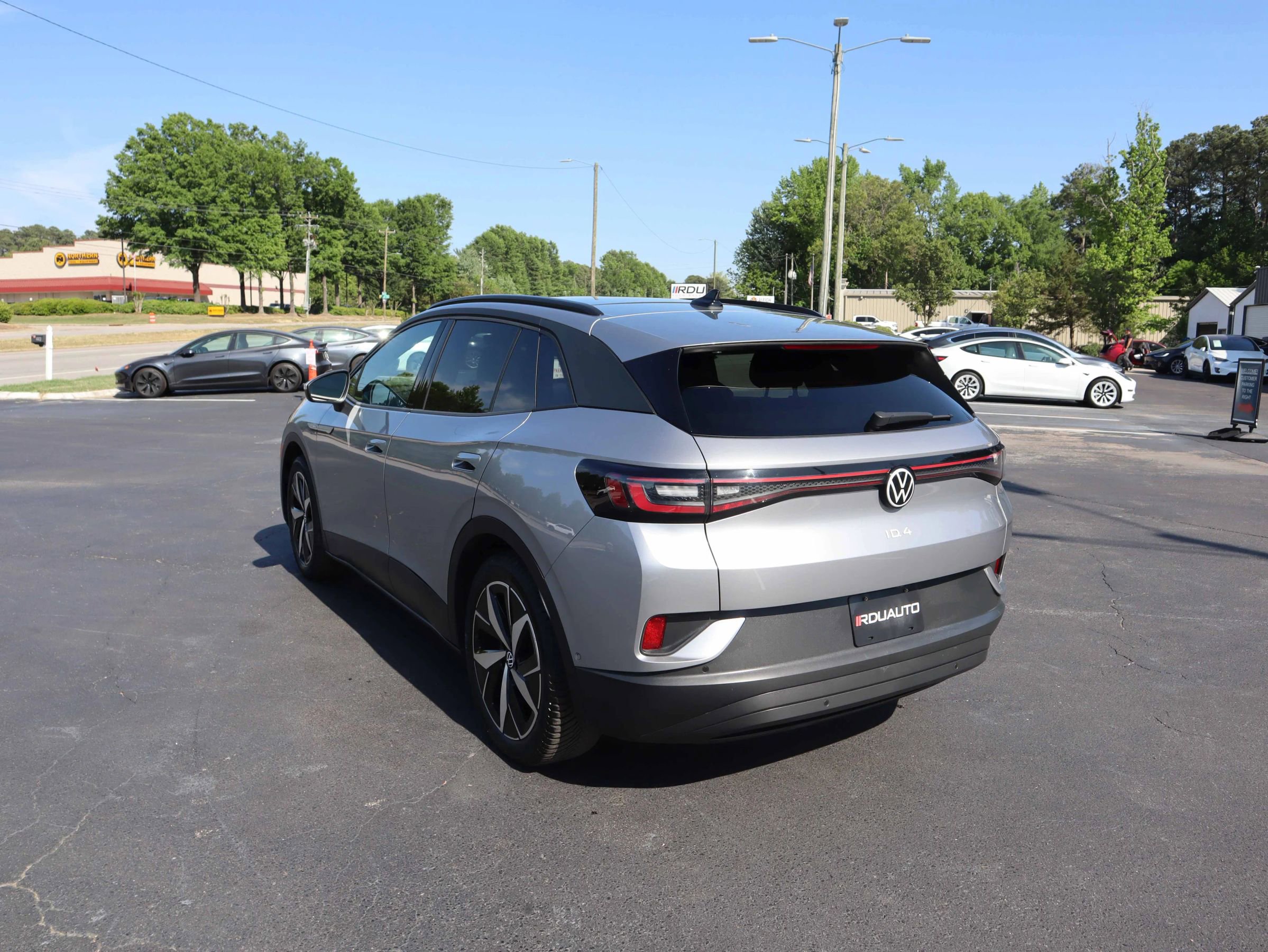 Used 2023 Volkswagen ID.4 S RWD image 13