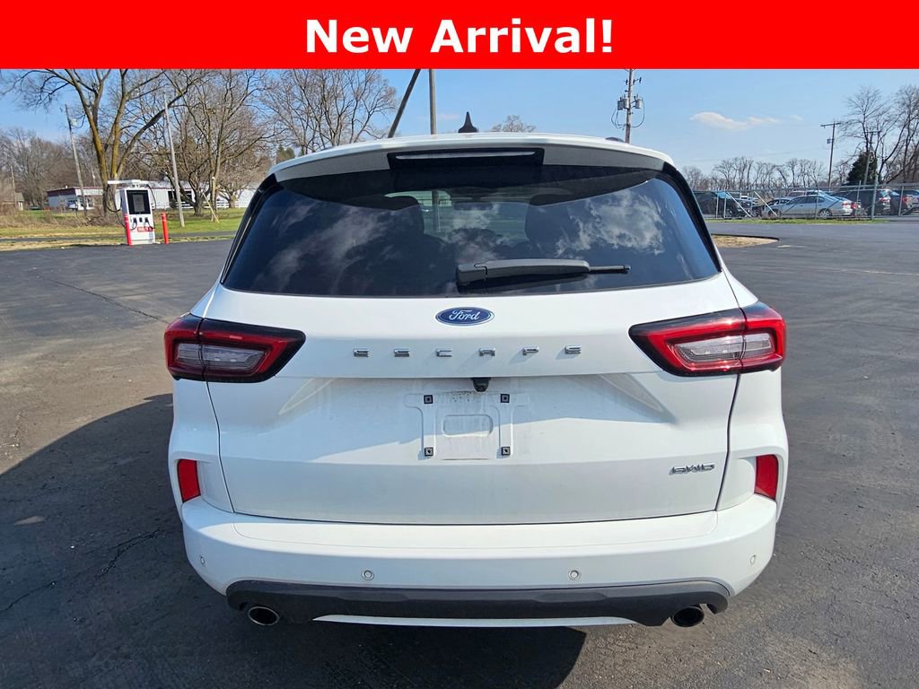 Used 2023 Ford Escape ST-Line w/ Tech Pack #1 image 5