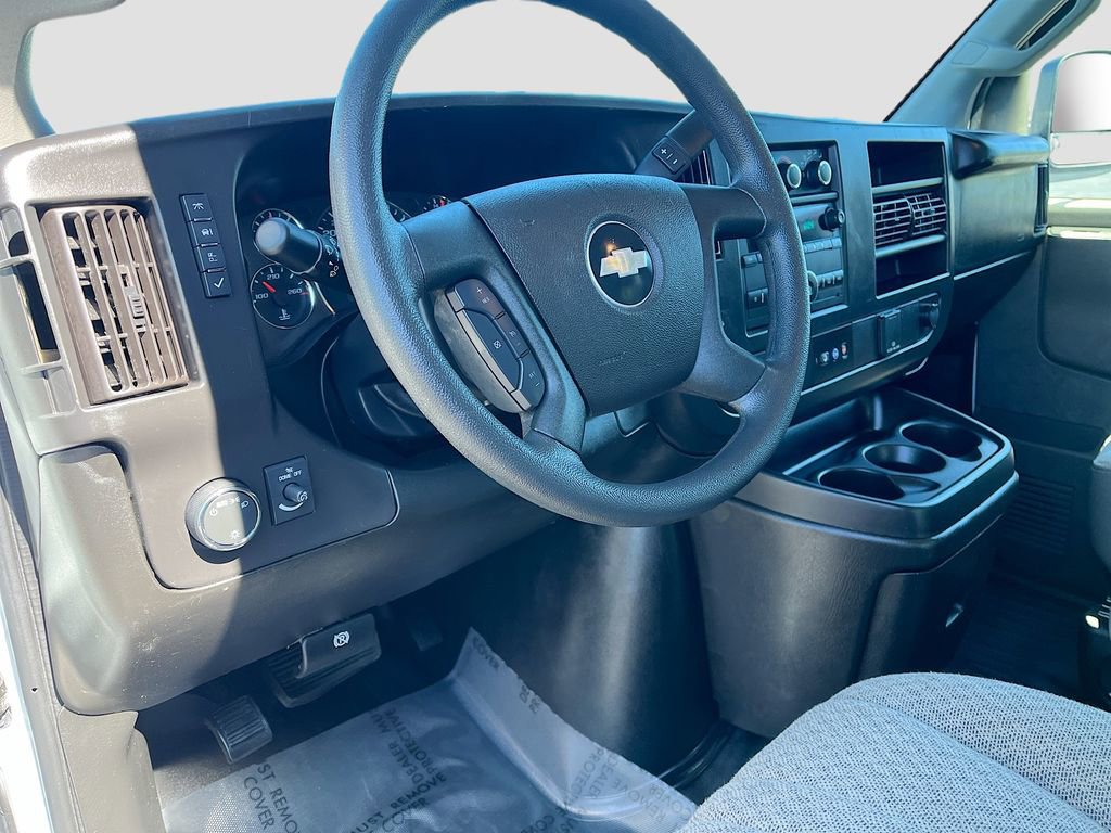Used 2024 Chevrolet Express 2500 w/ Driver Convenience Package RWD image 9