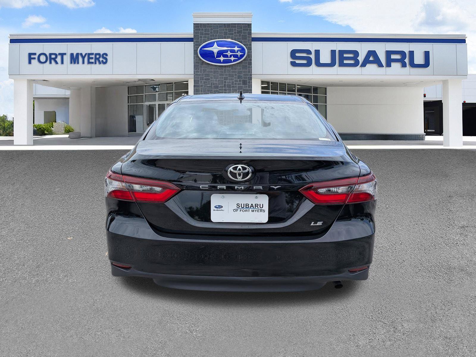 Used 2024 Toyota Camry LE FWD image 5