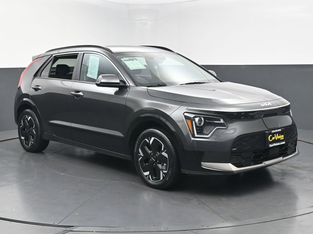Used 2024 Kia Niro Wind w/ Wind Preserve Package image 3