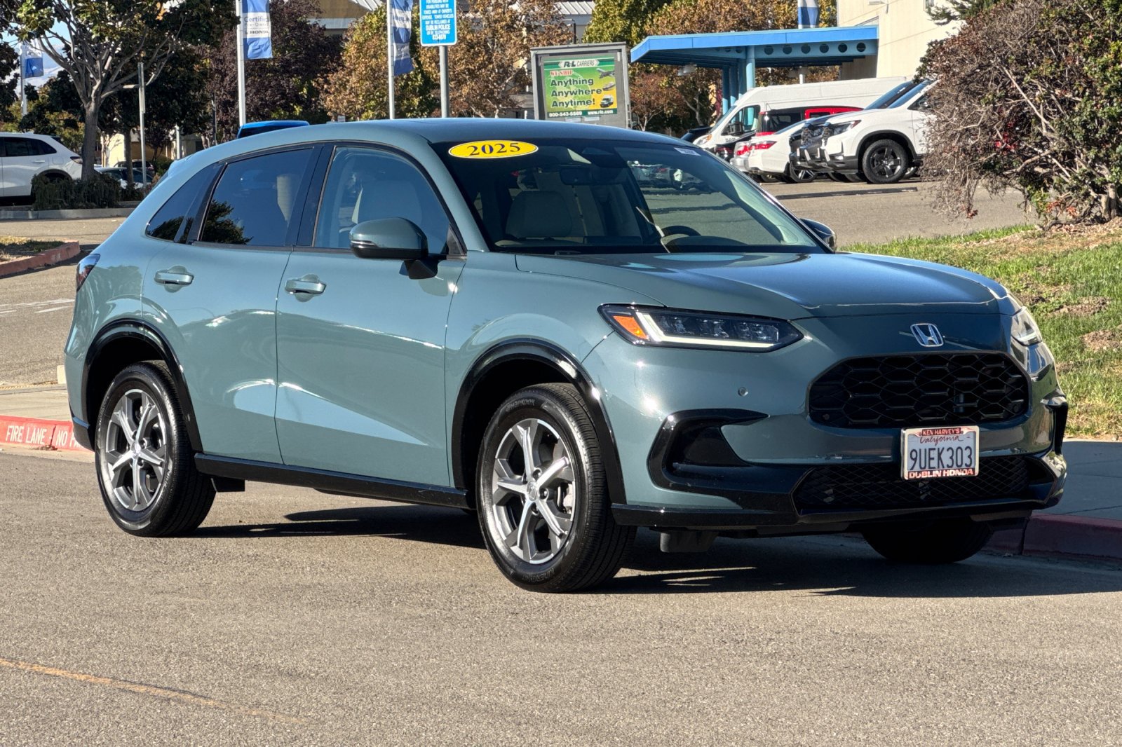 Certified 2025 Honda HR-V EX-L image 2