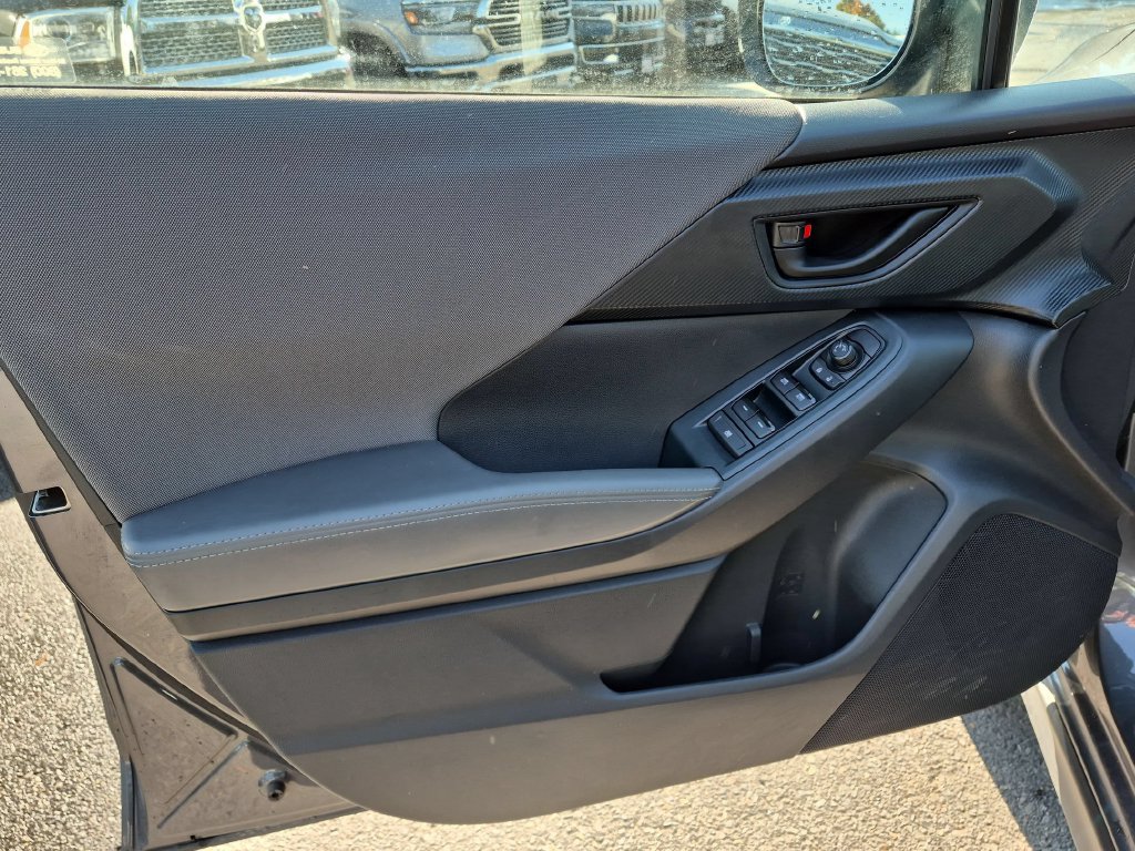 Used 2024 Subaru Crosstrek 2.0i Premium AWD/4WD image 11