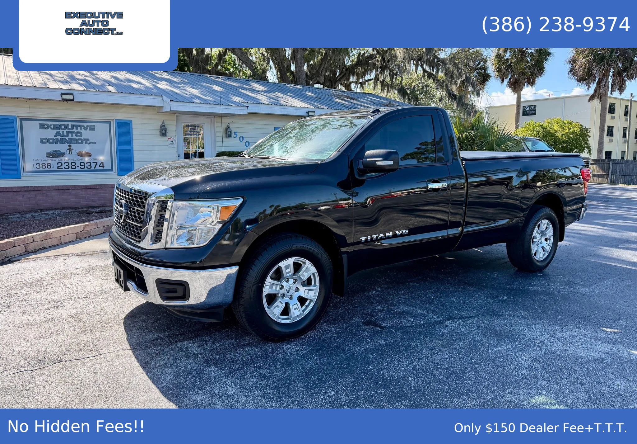 Used 2018 Nissan Titan SV RWD image 1
